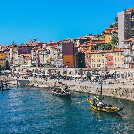 Hopstays Bridges - Downtown Porto